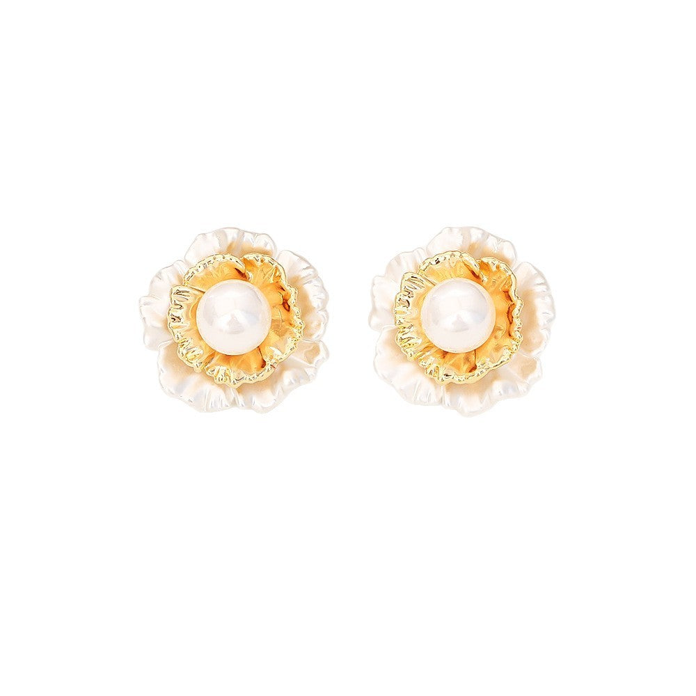 High-grade Pleated Flower Pearl Stud Earrings Fashionable Elegant Light Luxury