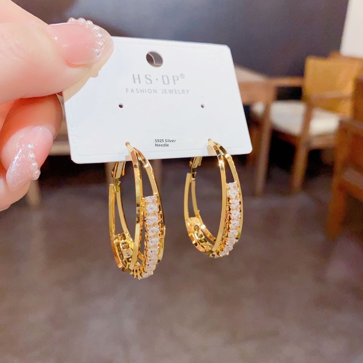 Temperament Fashion Atmosphere Zircon Oval Ear Ring