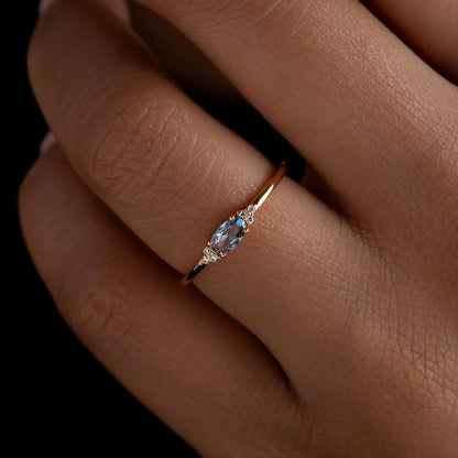 S925 Sterling Silver Blue Stone Horse Eye Engagement Ring