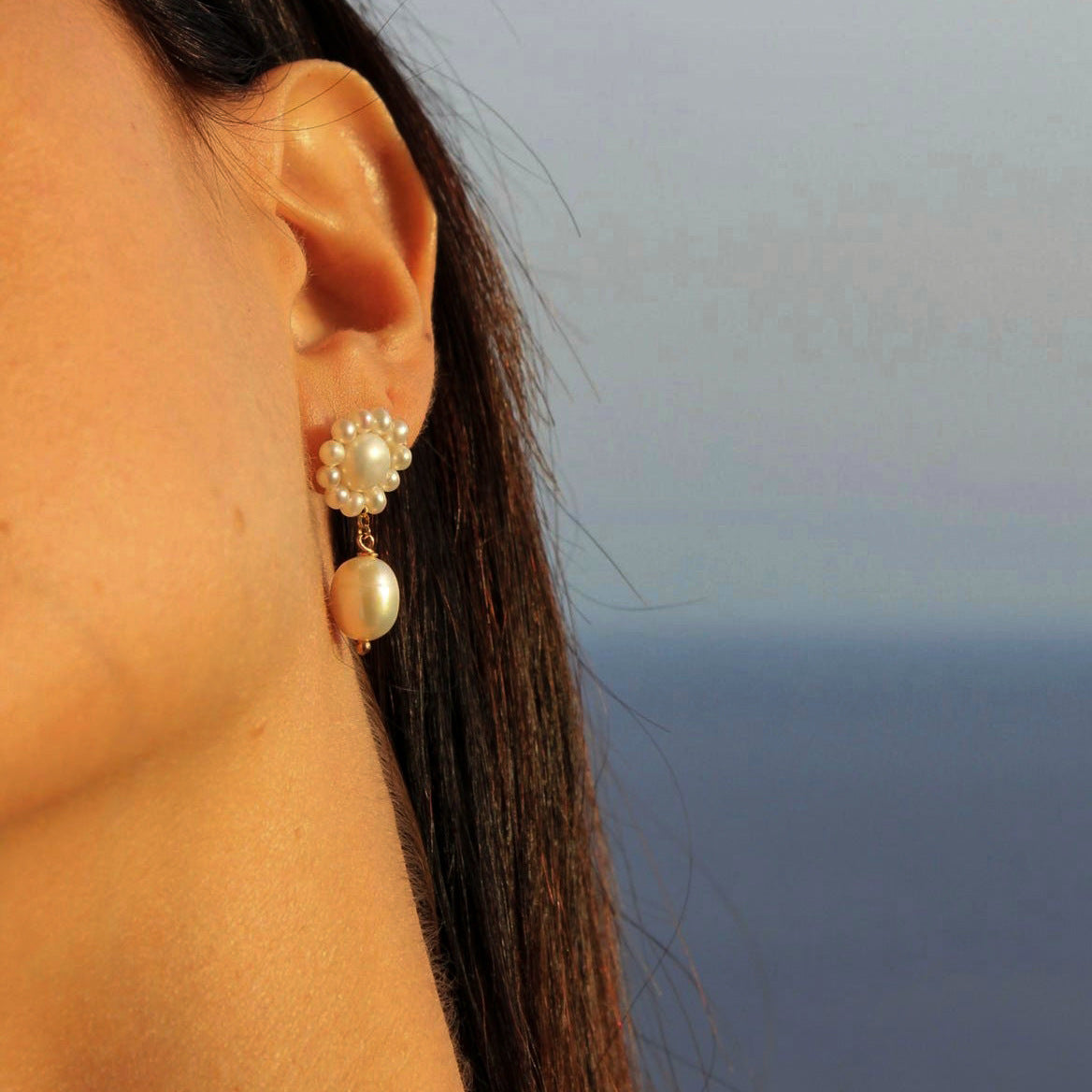 Women's Stainless Steel Pearl Ear Studs Light Earrings