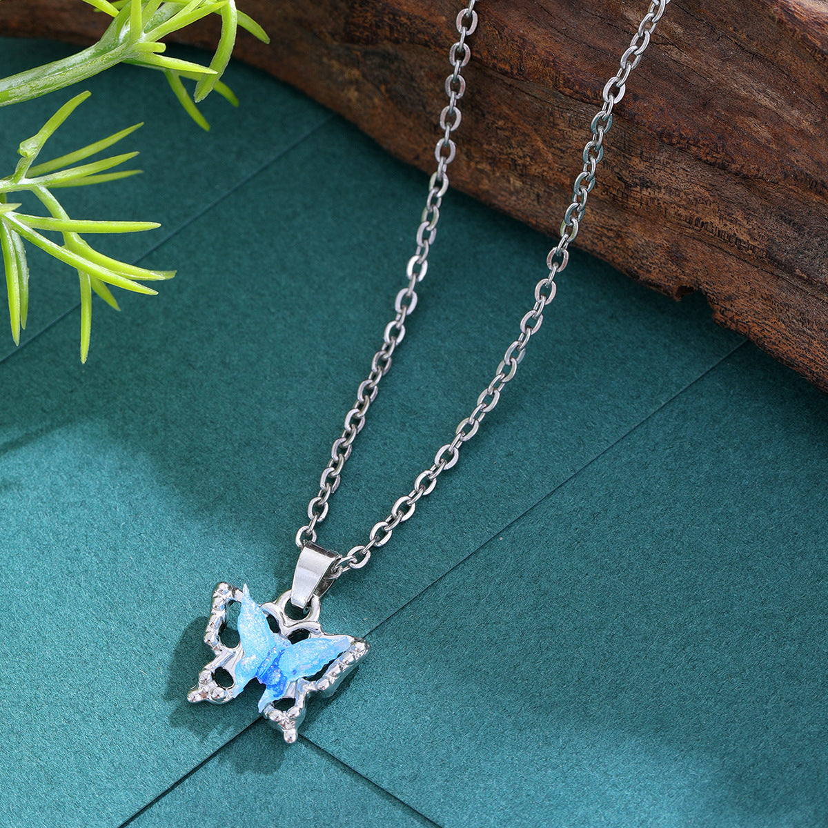 Women's Jewelry Accessories Dreamy Three-dimensional Butterfly Pendant