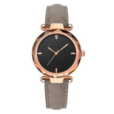 New Women's Simple Casual Retro Artistic Quartz Watch