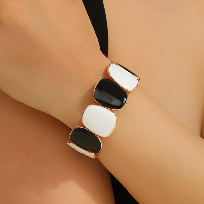 Fashionable And Elegant Adjustable Colored Bracelet
