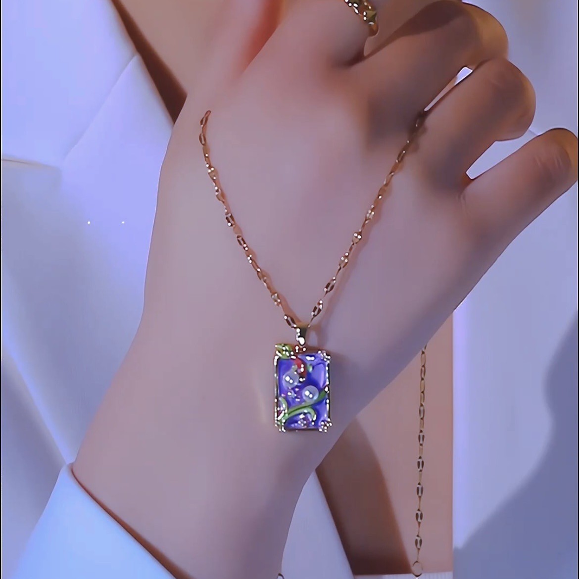 Pendant Vintage Oil Painting Style Flower Series Necklace