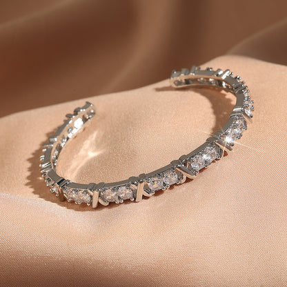 Fashion Inlaid Zircon Bracelet For Men And Women