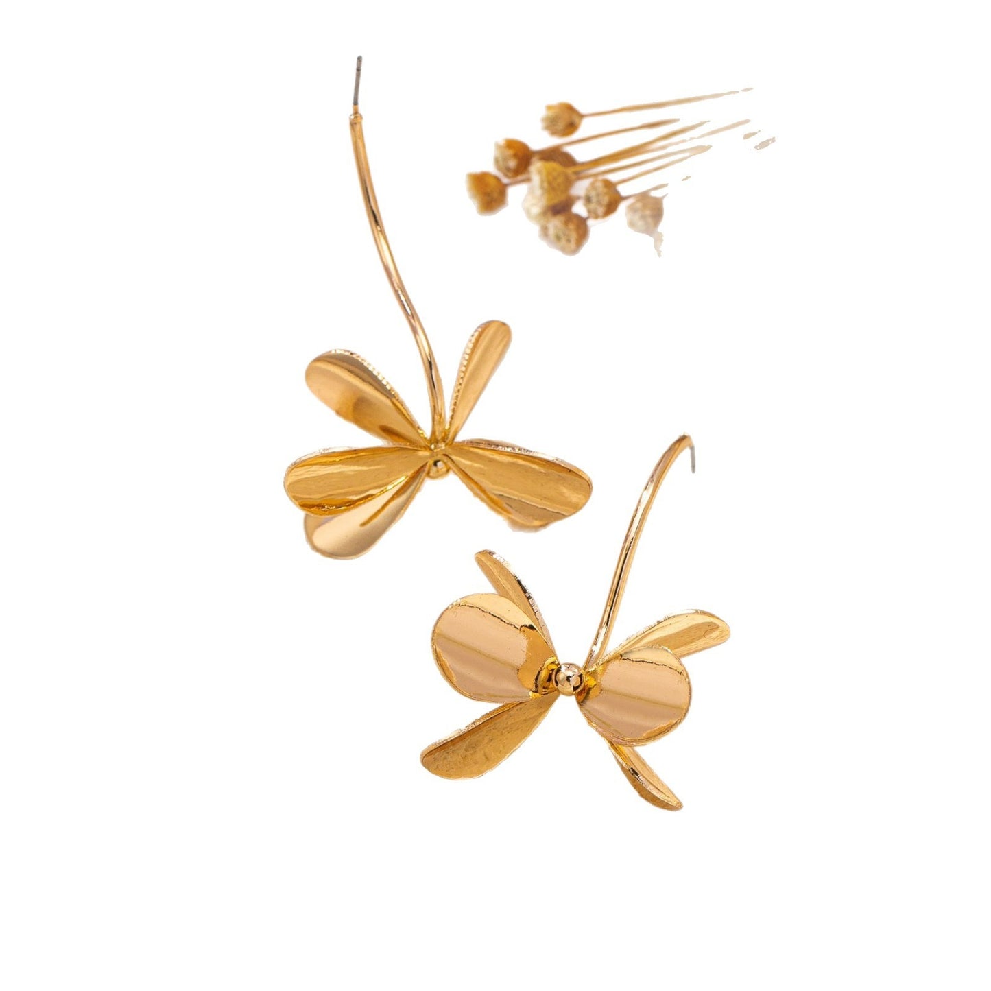 Stylish Flower Earrings Suitable For Women