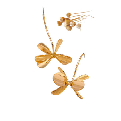 Stylish Flower Earrings Suitable For Women