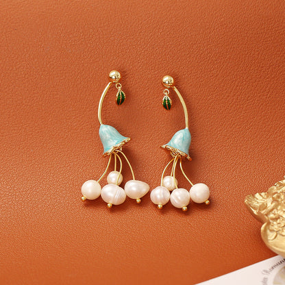 Natural Baroque Pearl Ear Studs Fashion High Sense
