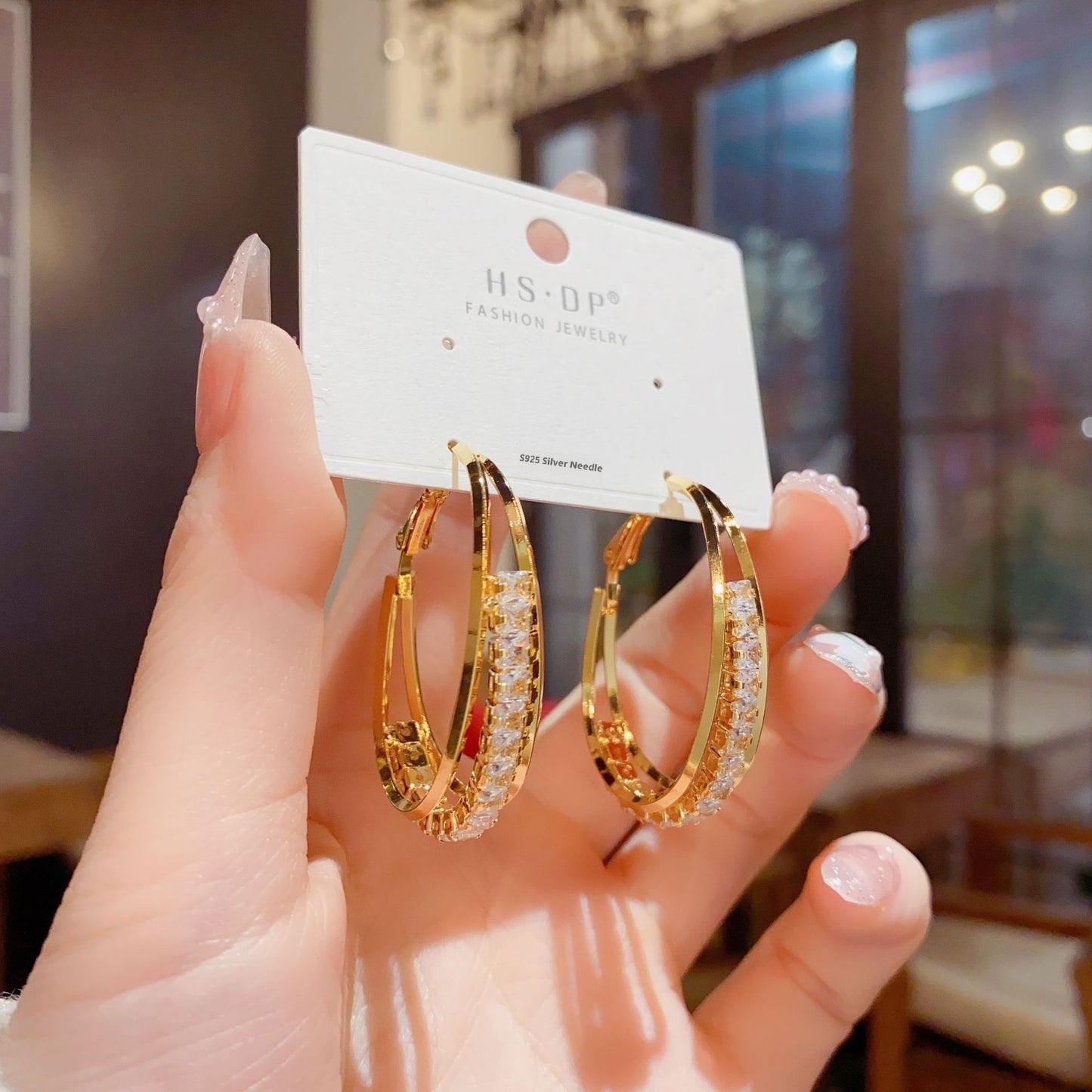 Temperament Fashion Atmosphere Zircon Oval Ear Ring