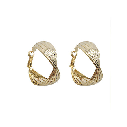 Twisted Metal Eardrop Earring