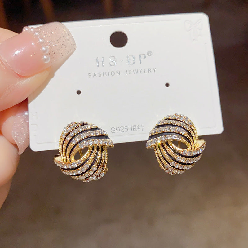 High-grade Simple And Super-flashing Rhinestone Earrings