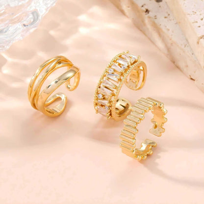 Diamond Studded Women's Irregular Ring With An Open Mouth