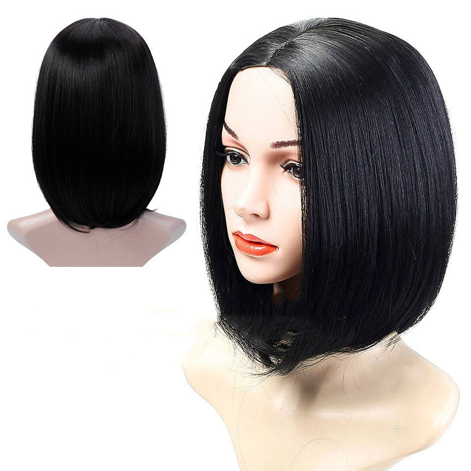 Mid-point Fashion Black Short Hair