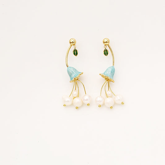 Natural Baroque Pearl Ear Studs Fashion High Sense