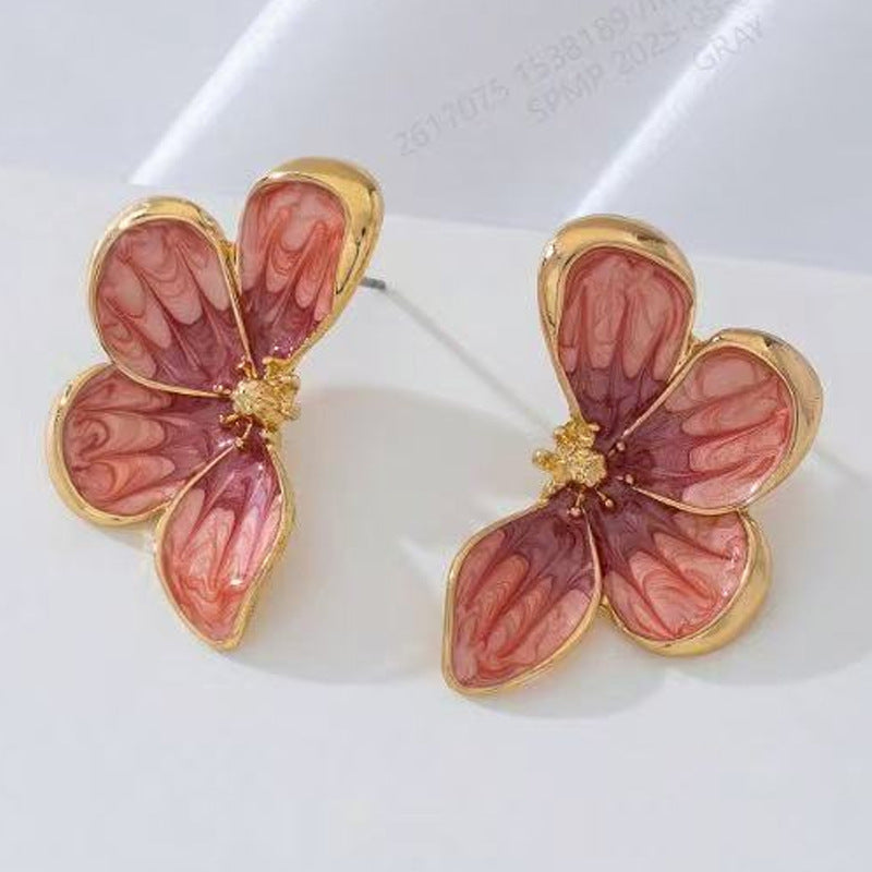 Exquisite Three-dimensional Flower Earrings Fashionable And Luxurious
