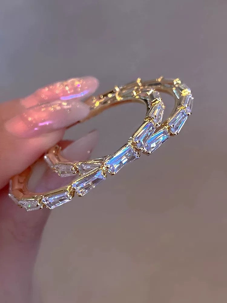 French Advanced Sense Black & Rhimestone Hoop Earrings